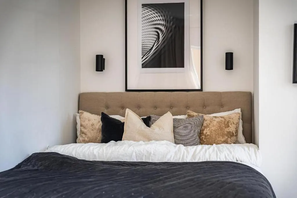 Beautiful And Modern Accommodation Near Stockholm City Apartment